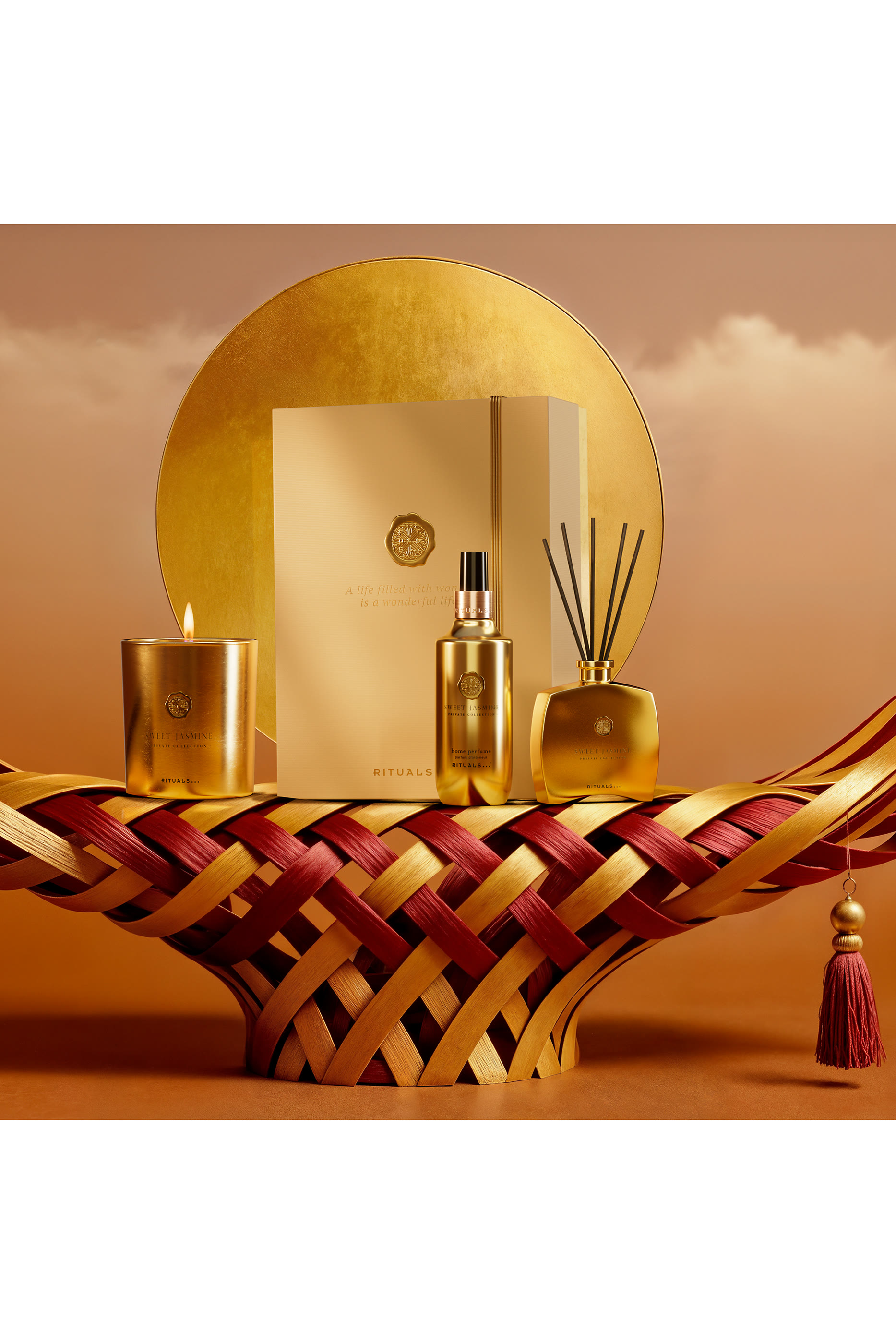 مجموعة هدايا سويت جاسمين من مجموعة برايفت لكريسماس 2025