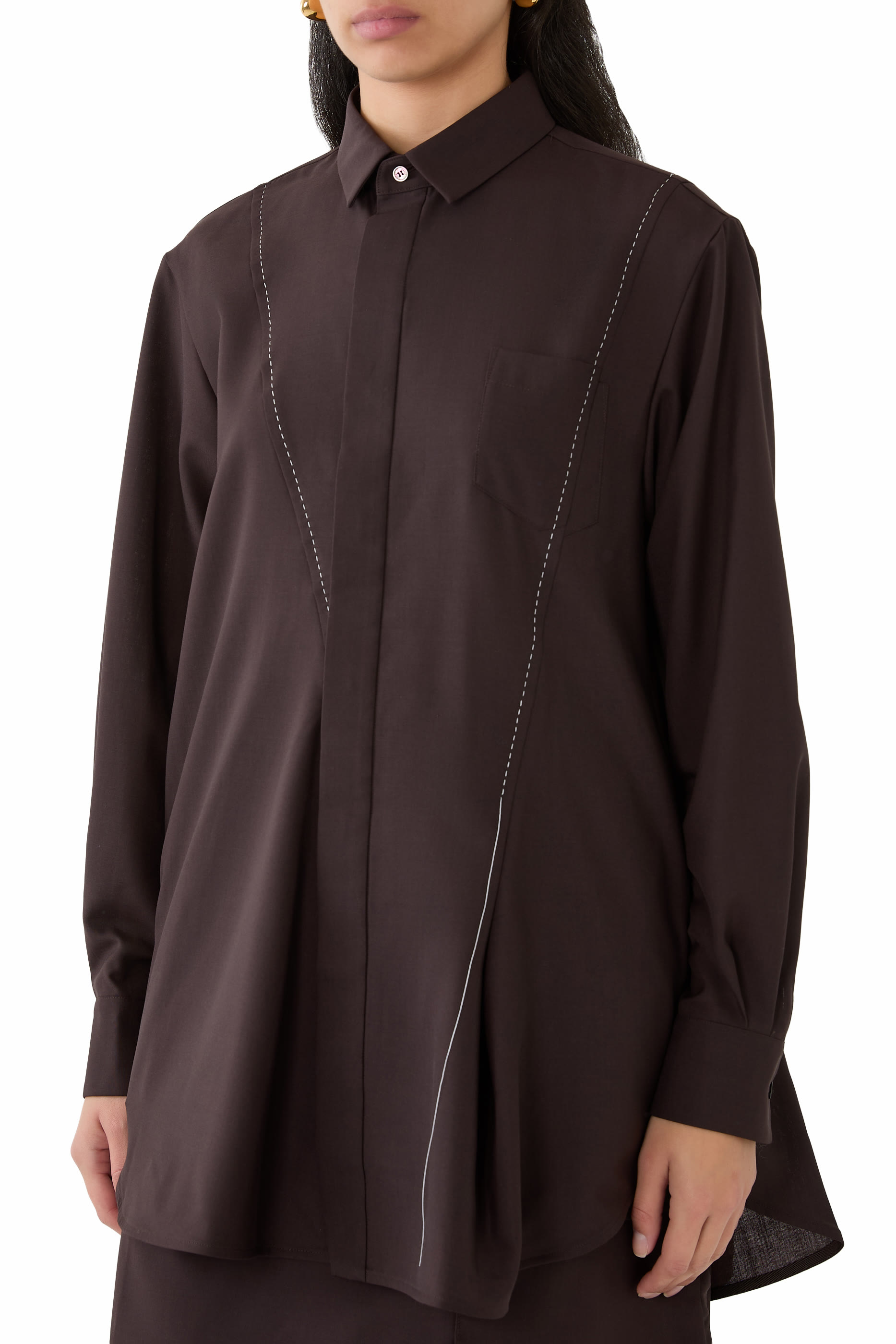 قميص بأزرار قماش بدلات