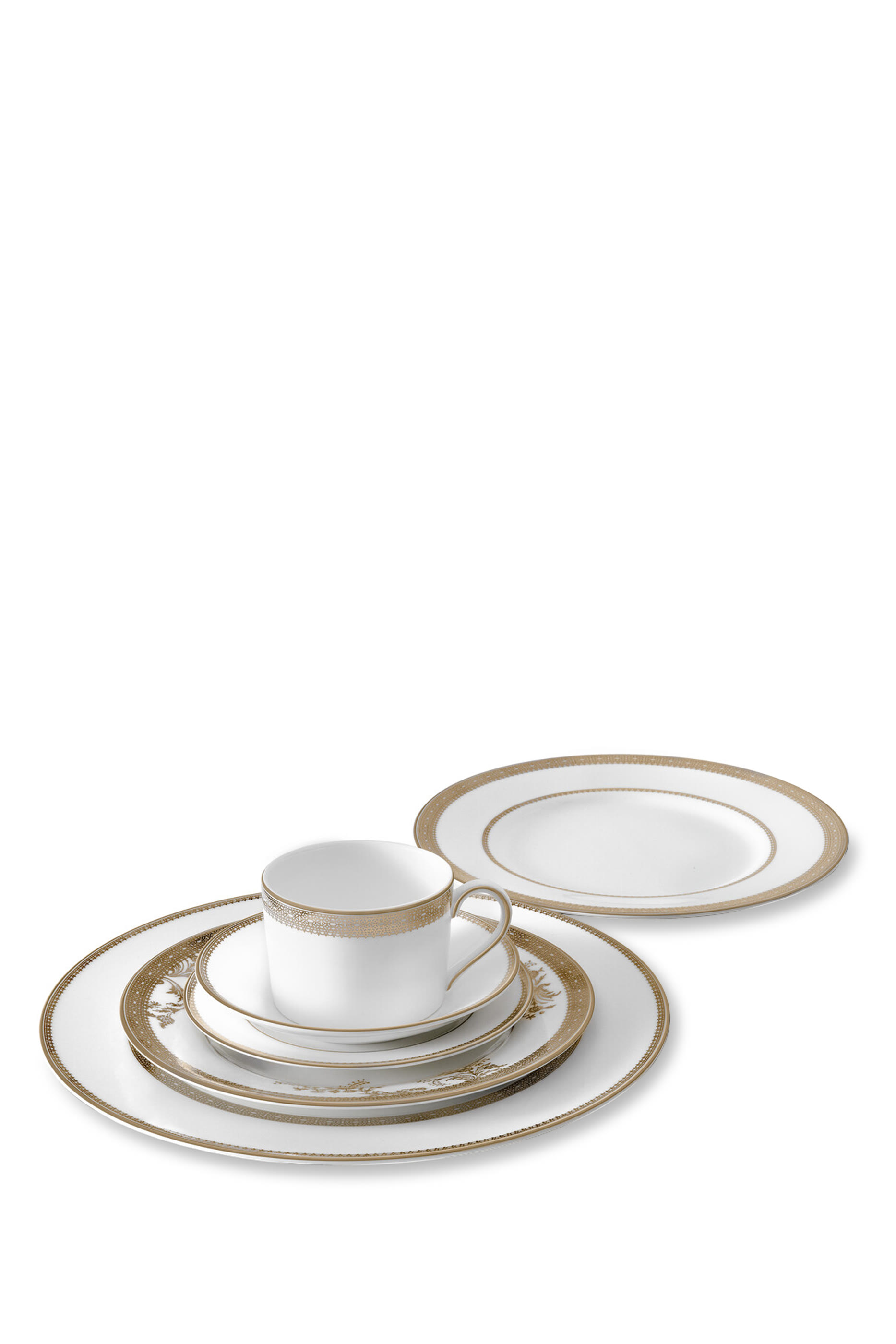 طبق عشاء فيرا وانغ ليس بلون ذهبي