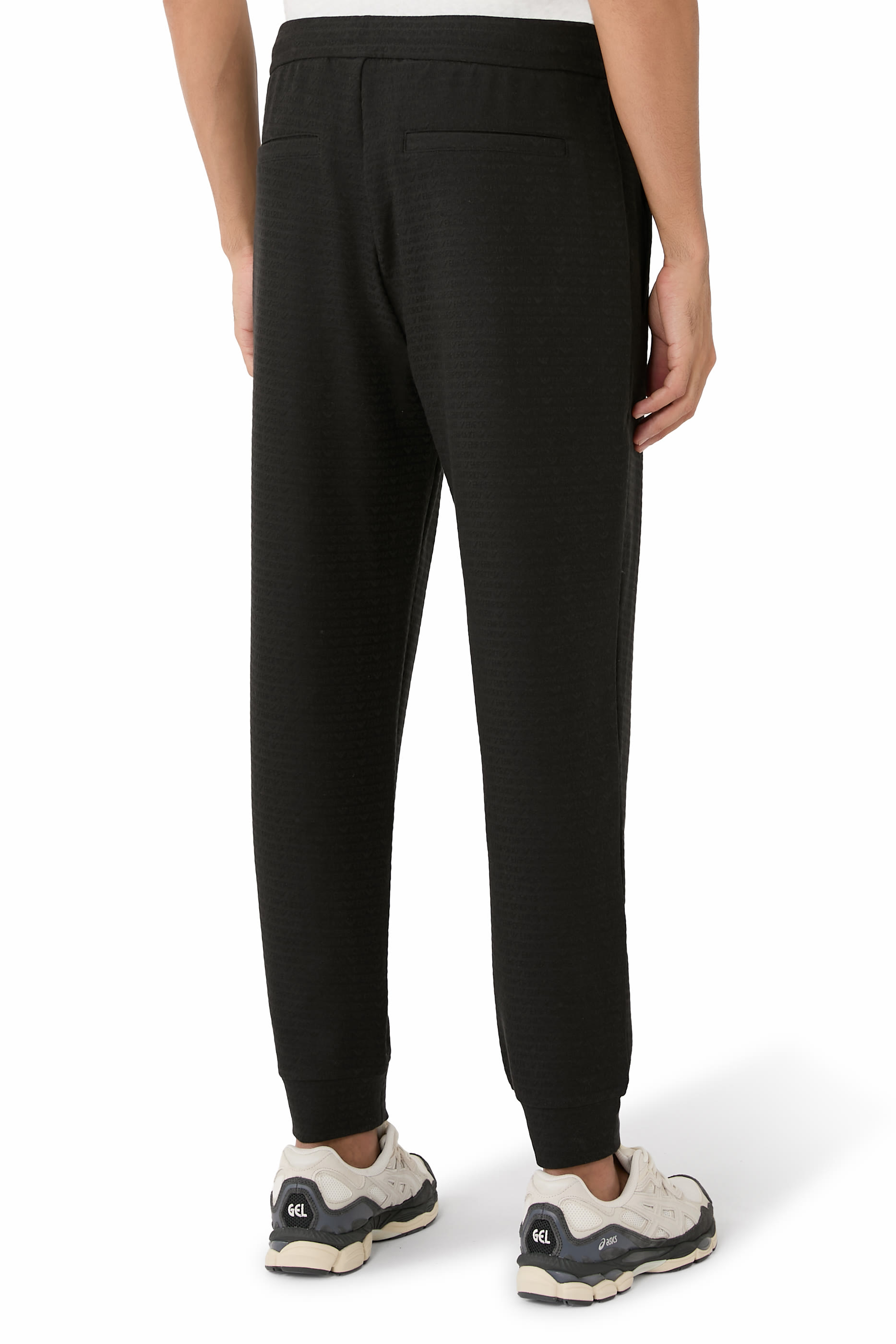 بنطال رياضي بشعار الماركة