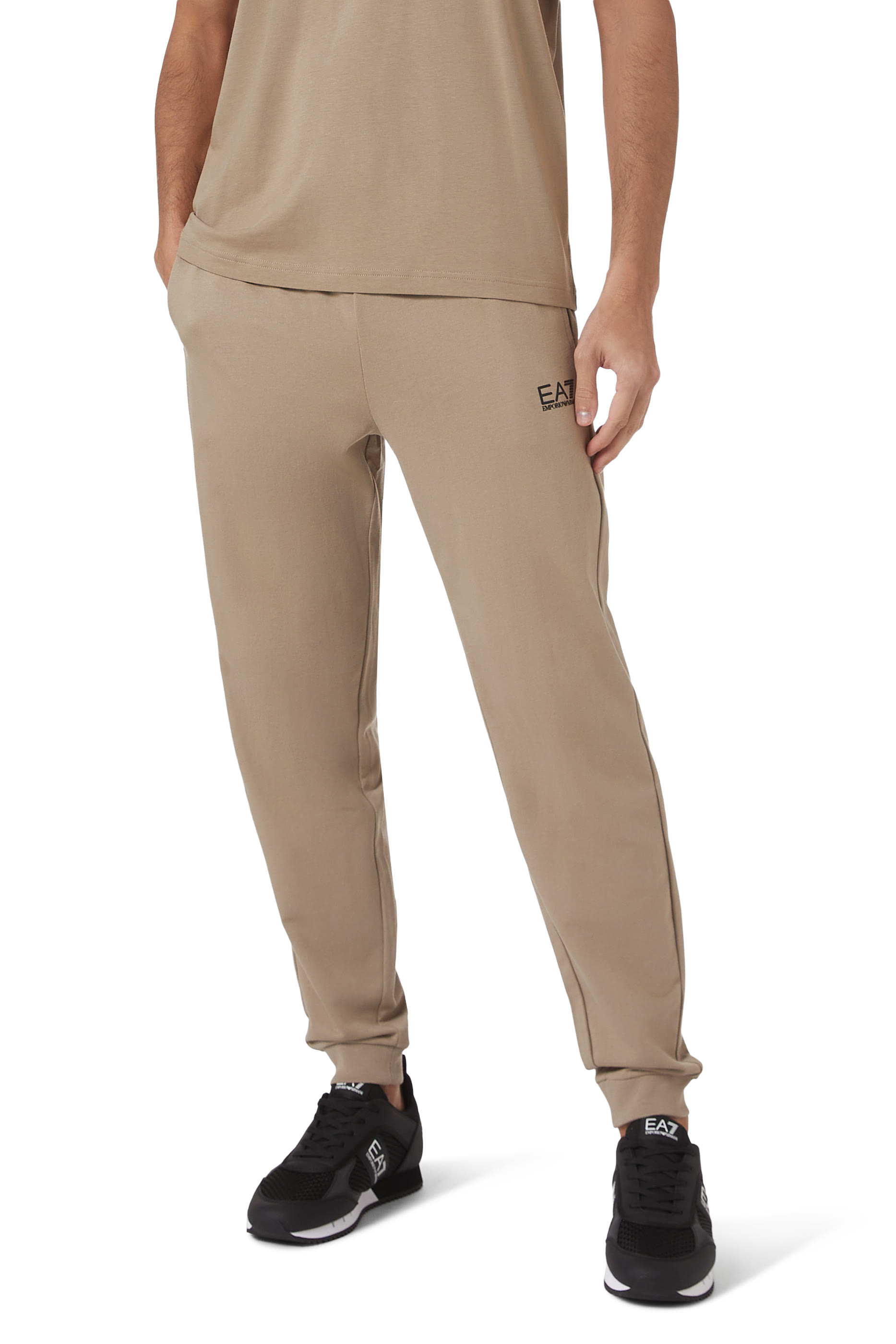 سنيكرز بشعار الماركة