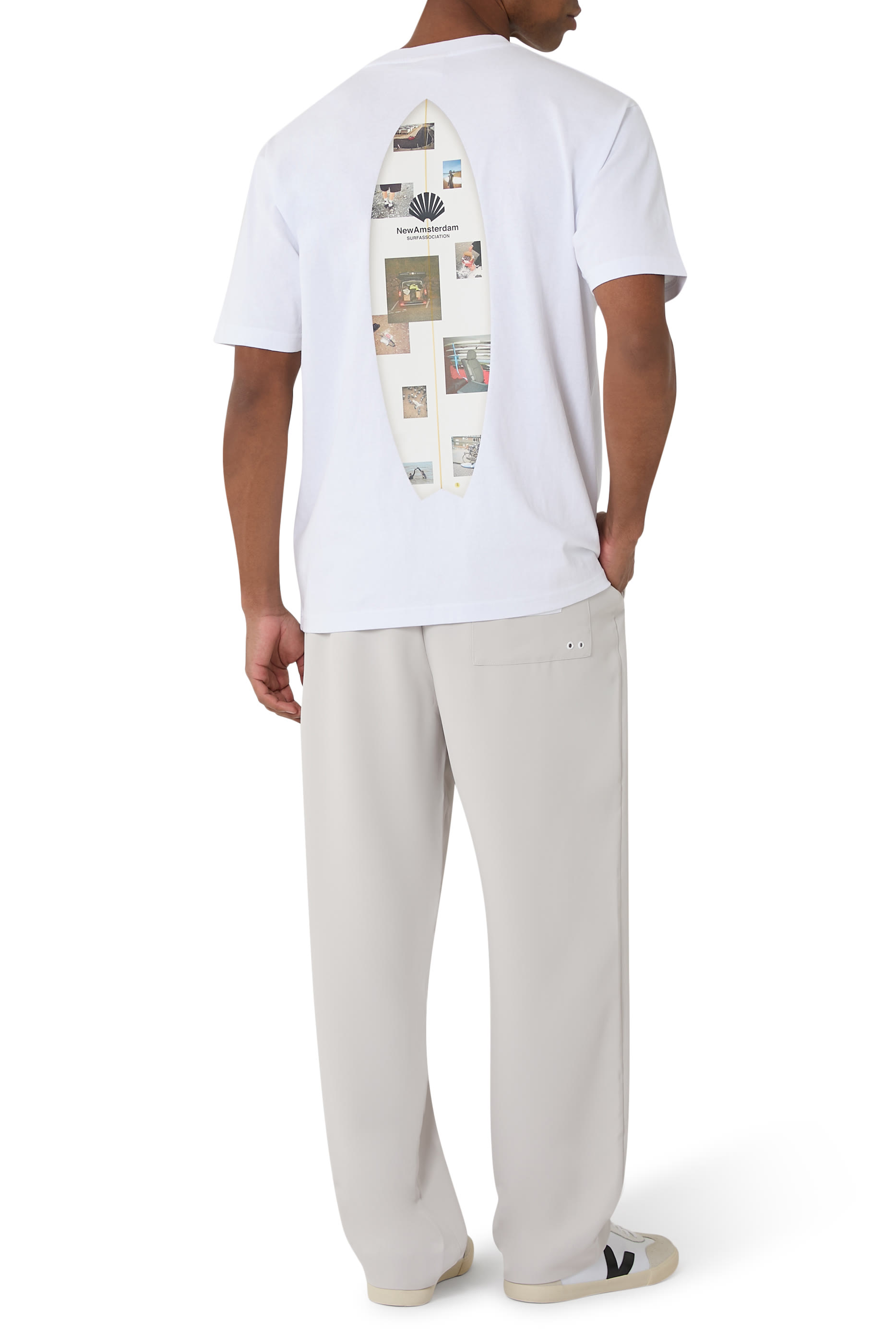 تيشيرت زين بنقشة لوح تزلج