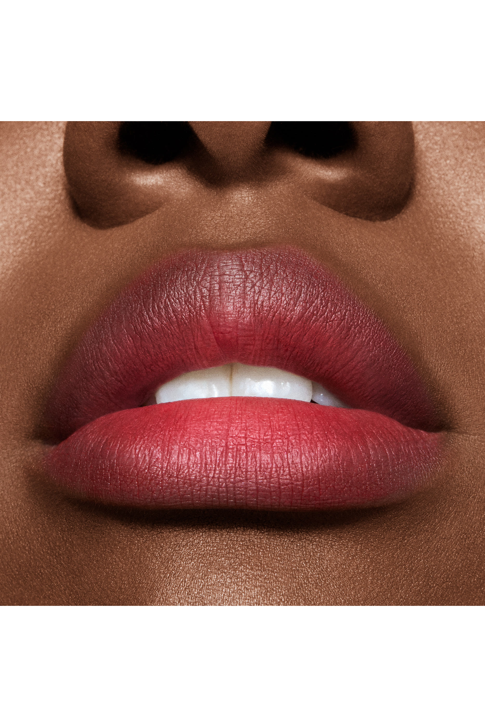 أحمر شفاه باودر كيس هايزي غير لامع