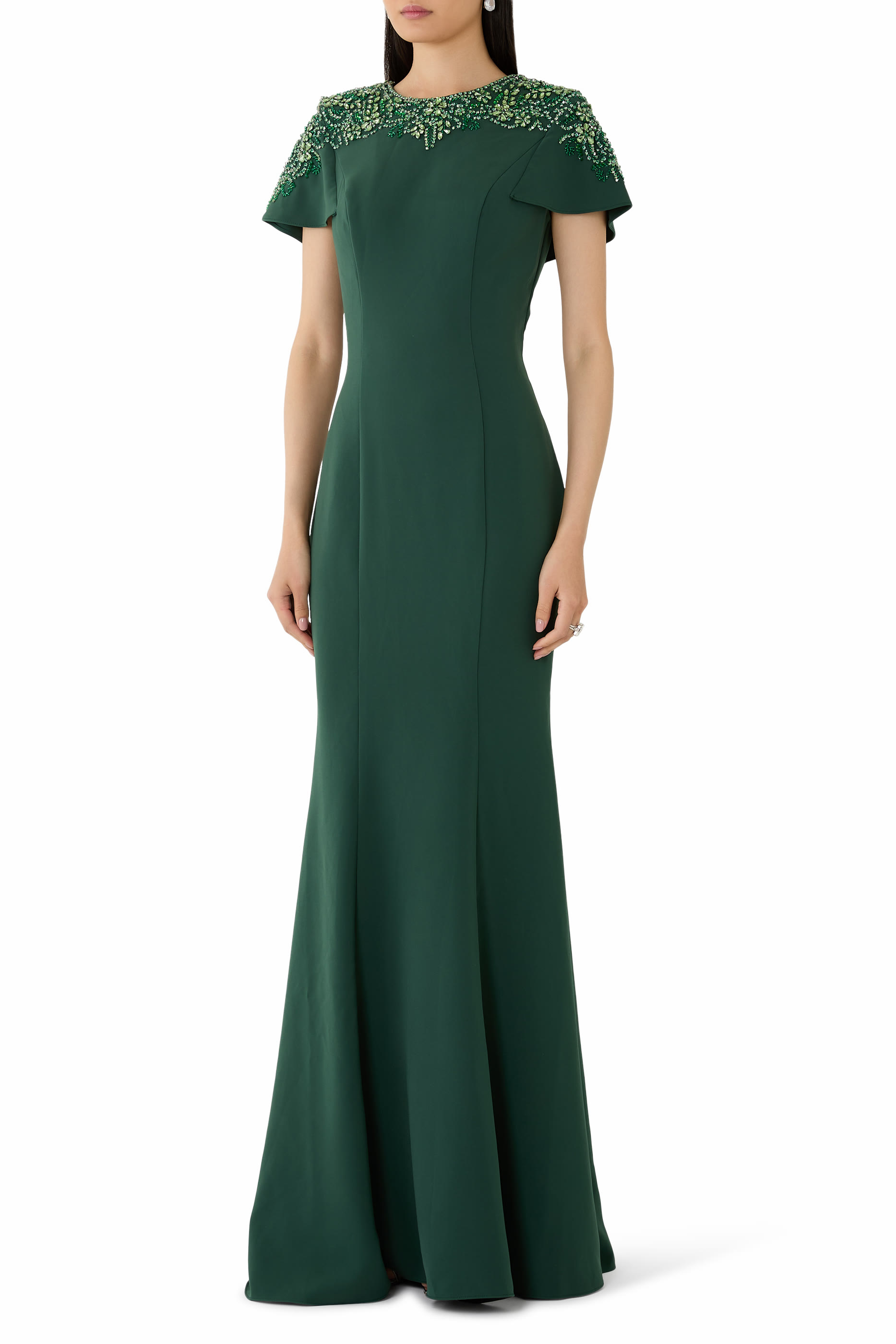 فستان سهرة مرصع بخرز بقصة ذيل حورية البحر