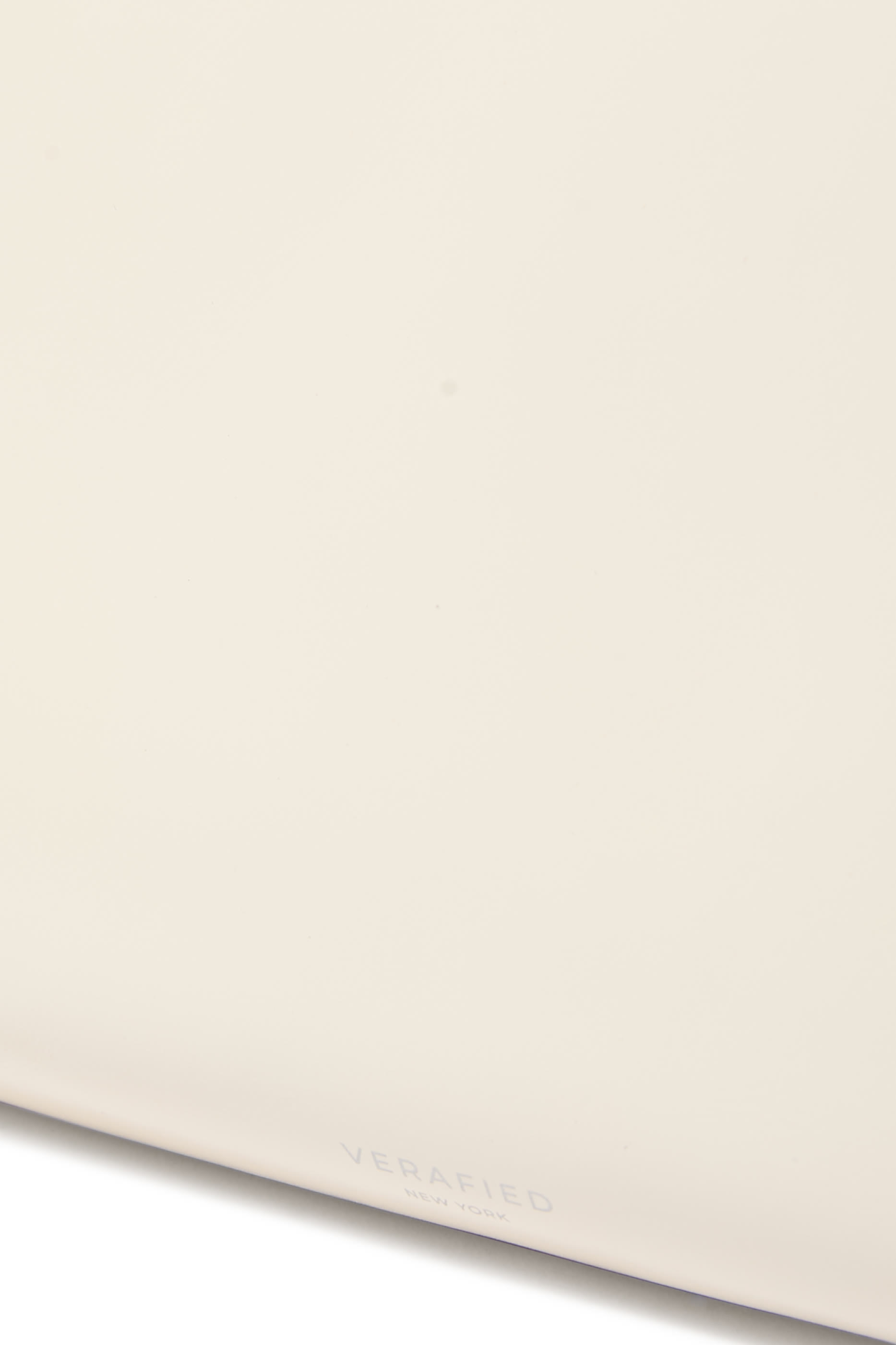 حقيبة إكلير