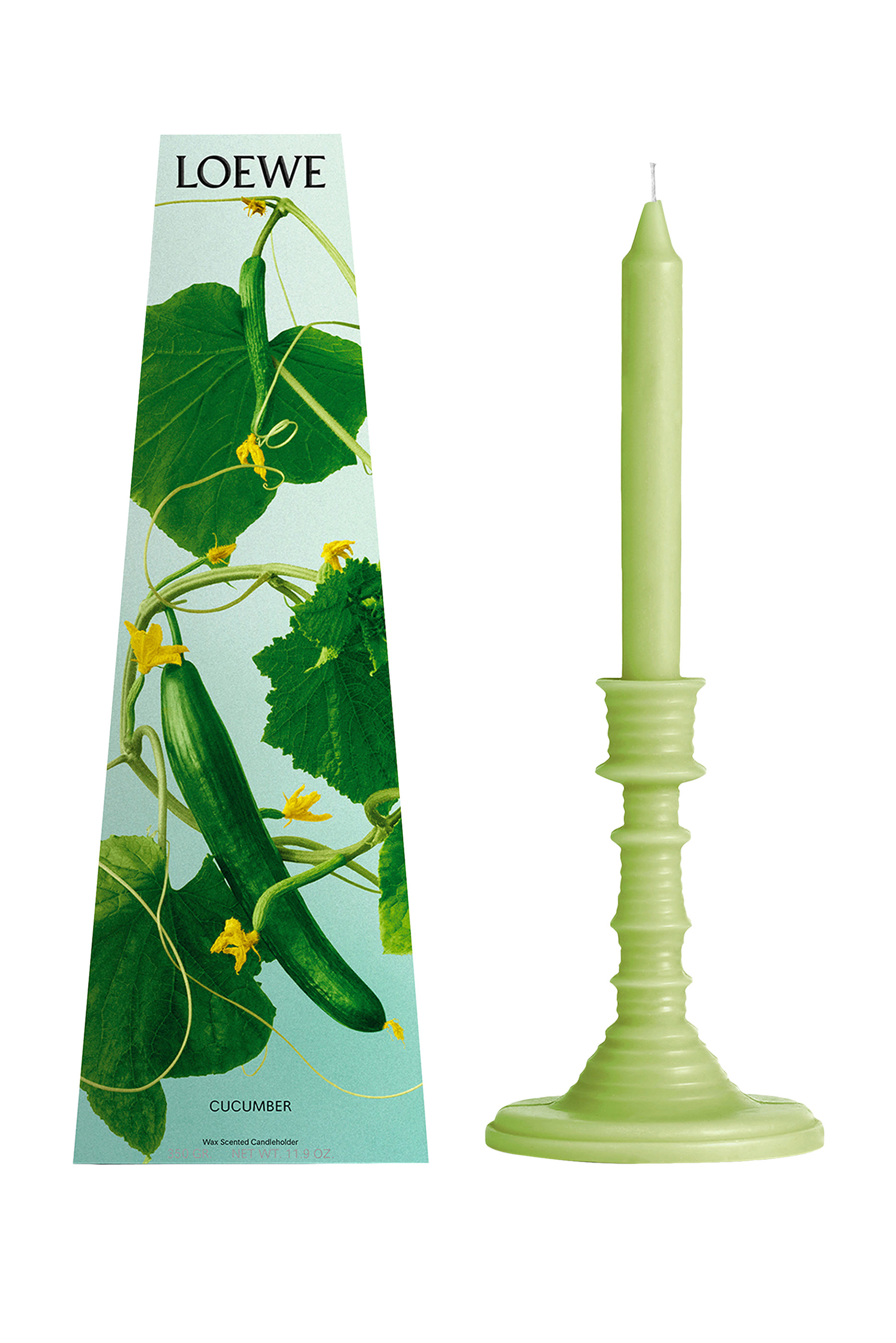 شمعة بتصميم حامل كوكمبر