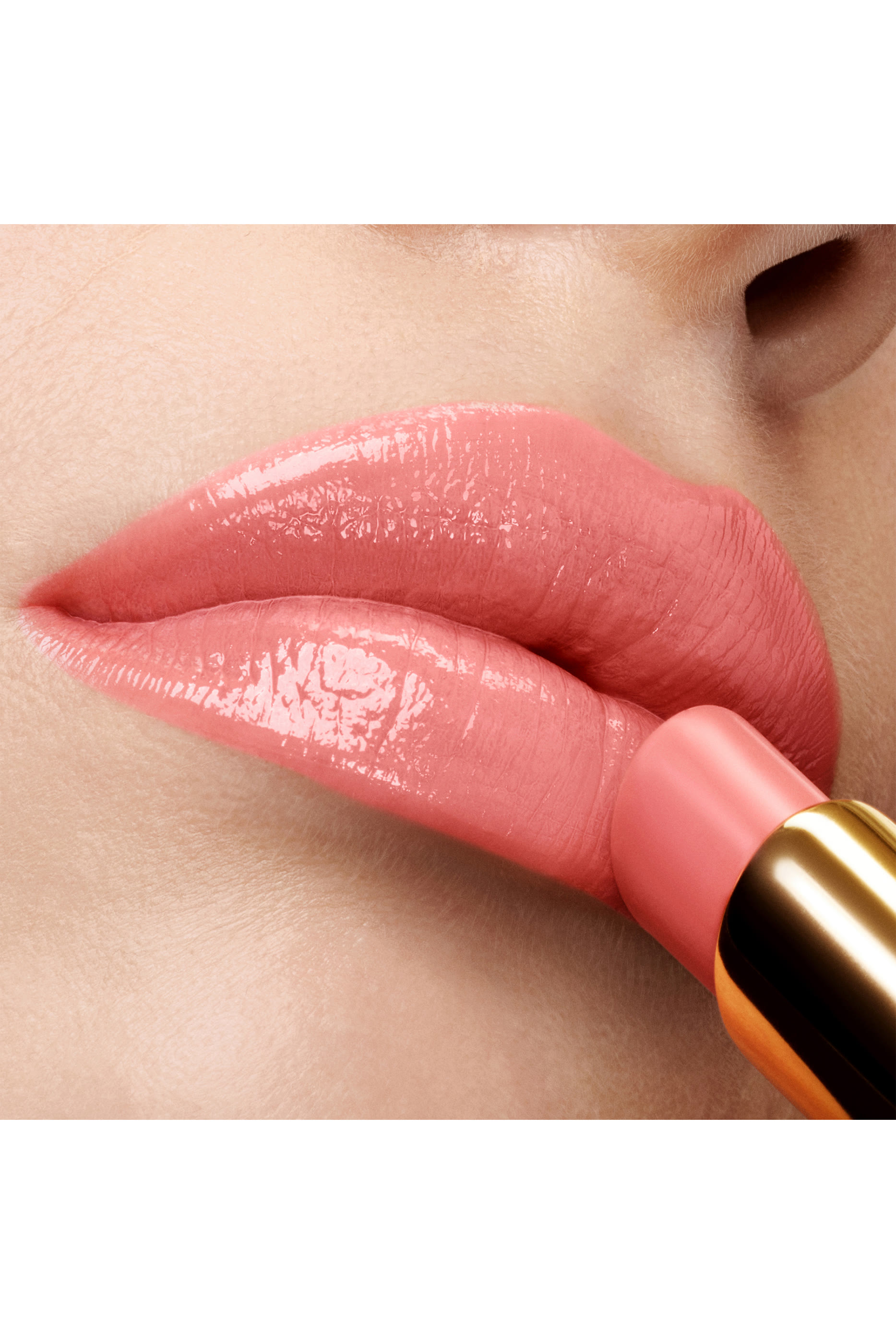 أحمر شفاه الترا شاين