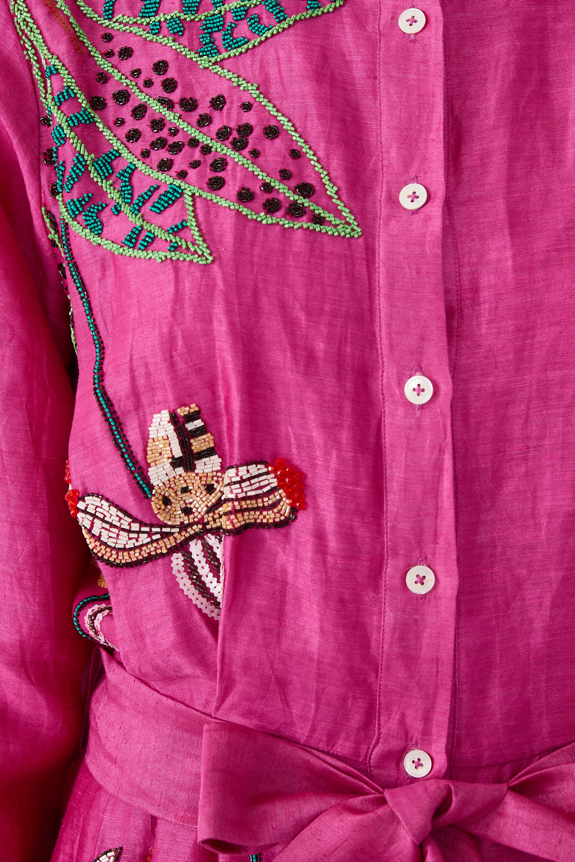 فستان سهرة مطرز بطبعة أوركيد