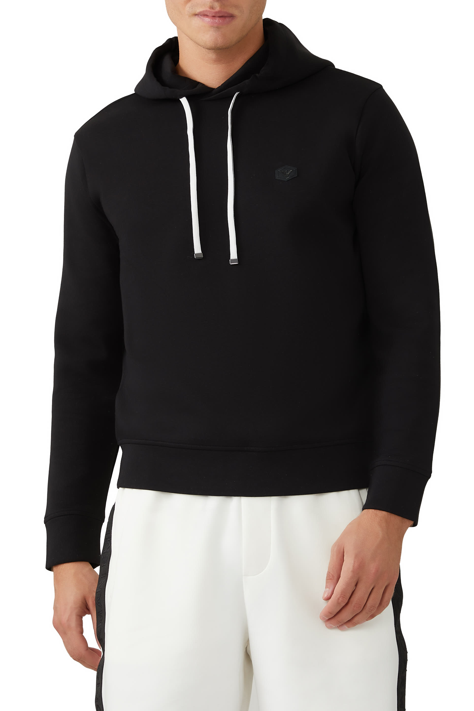 سويت شيرت بغطاء رأس ورقعة شعار الماركة بحجم صغير