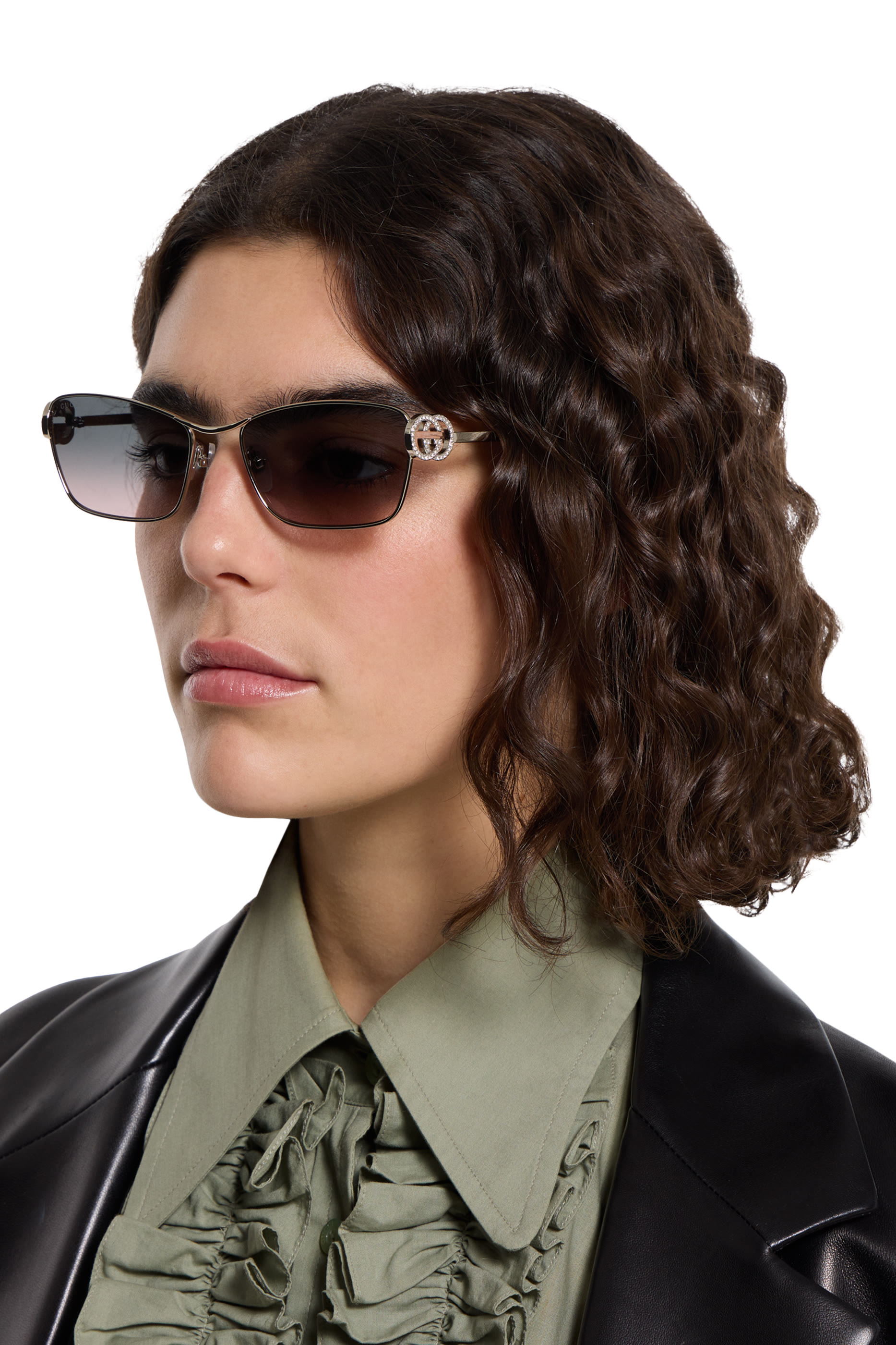 نظارة شمسية بإطار مستطيل ولون متدرج