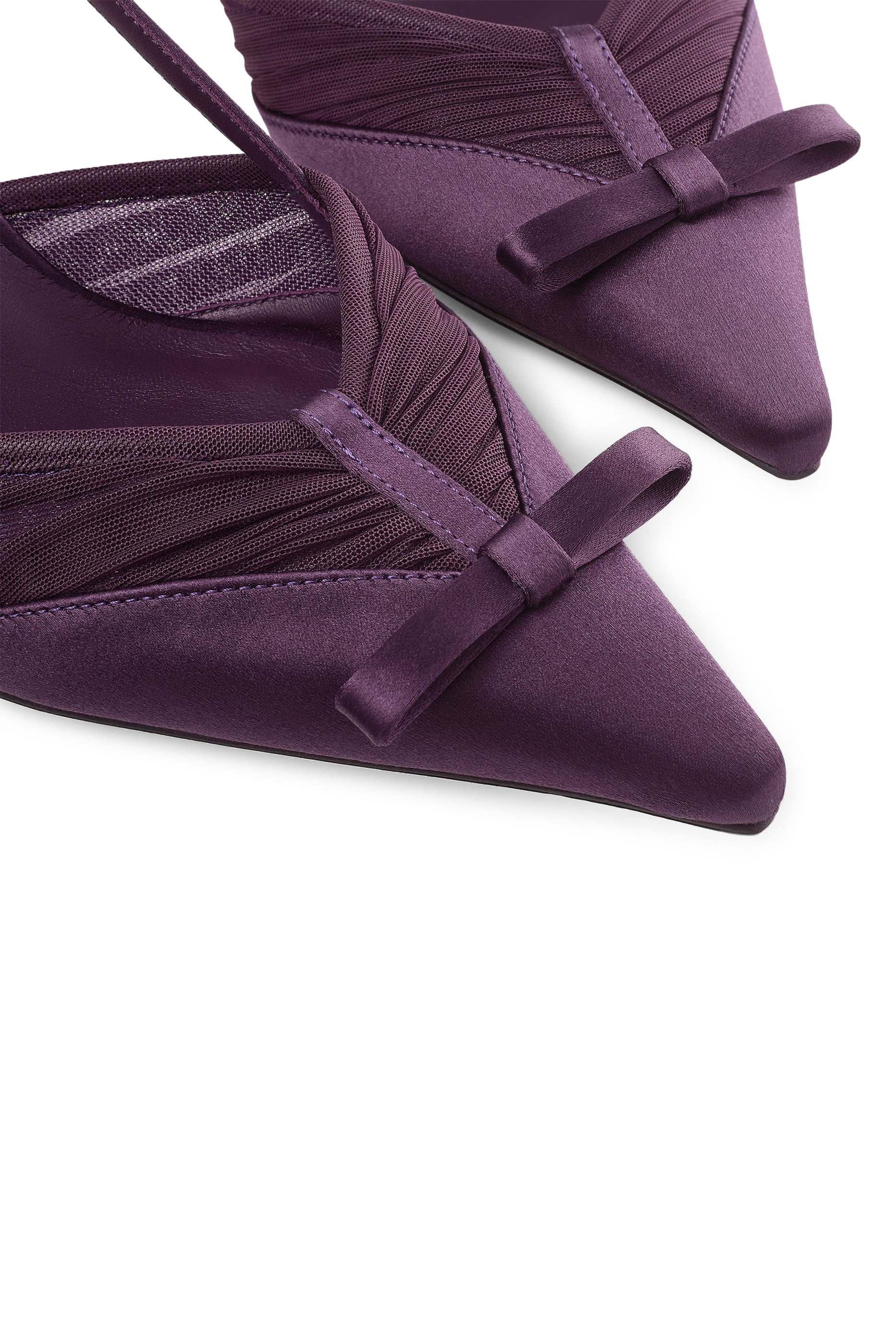 حذاء كلاسيكي أفيا 65 بسير خلفي