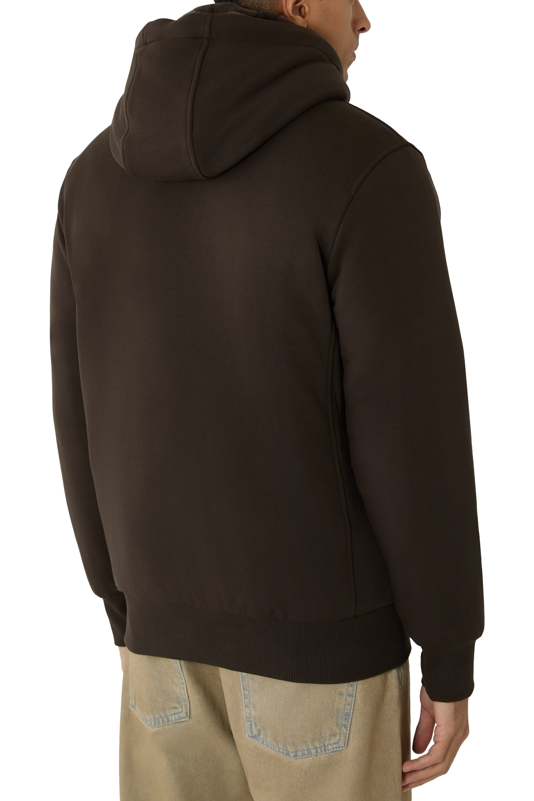 هودي بسحاب وشعار الماركة