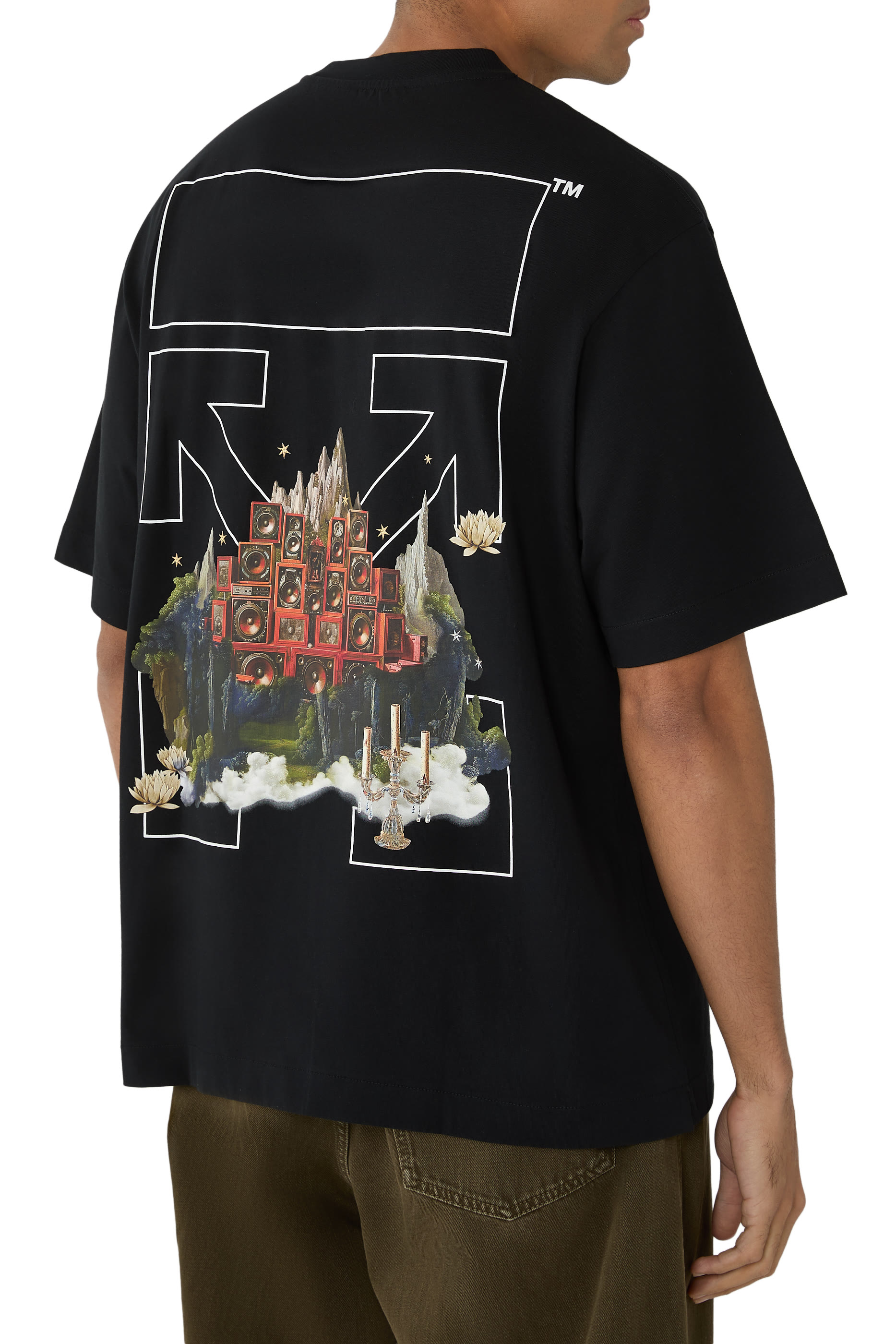 تيشيرت سكيت بأكمام قصيرة ونقشة منظر طبيعي وأسهم